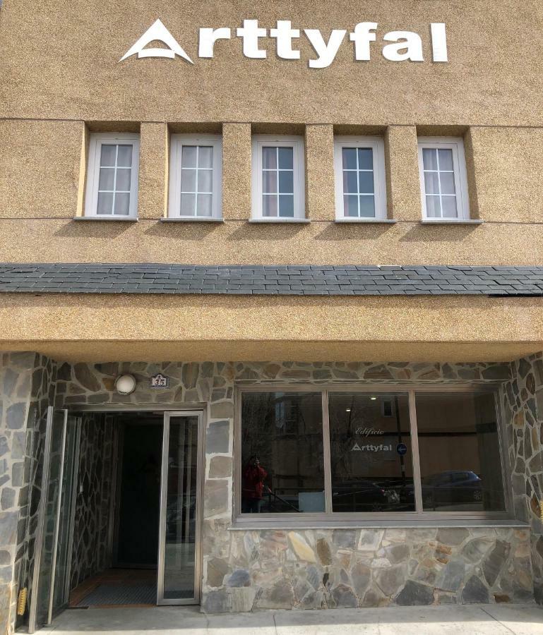 Loft Con Wifi Y Parking En El Corazon De Sierranevada Apartman Sierra Nevada Kültér fotó